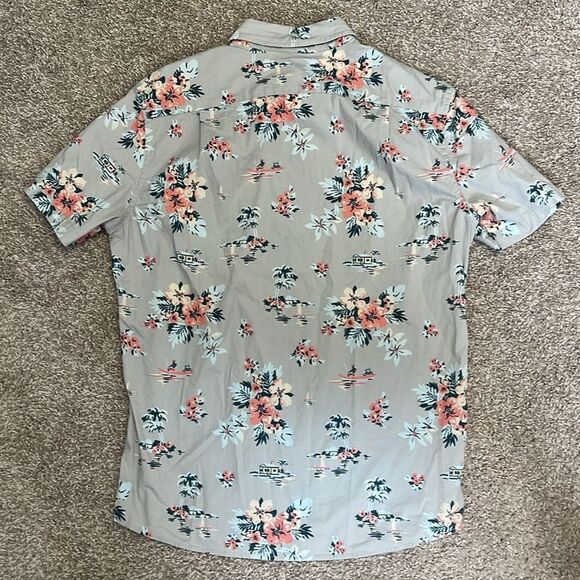 Men’s Hawaiian shirt - Picture 2 of 4